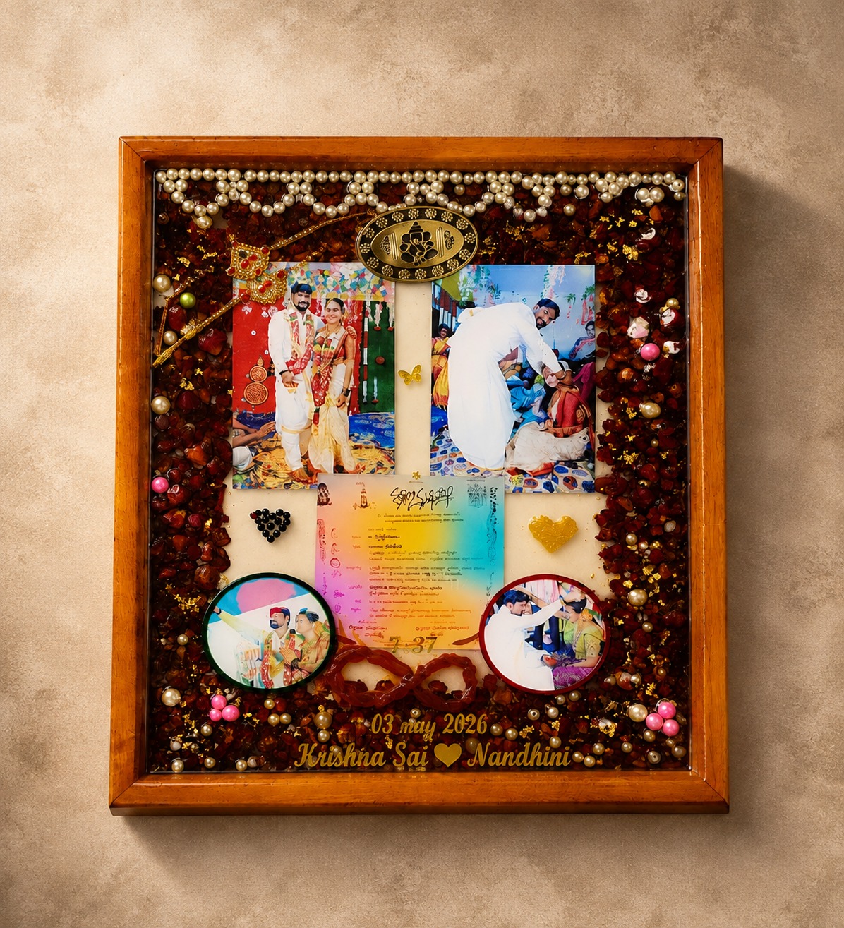 Customized Wedding Resin Frame
